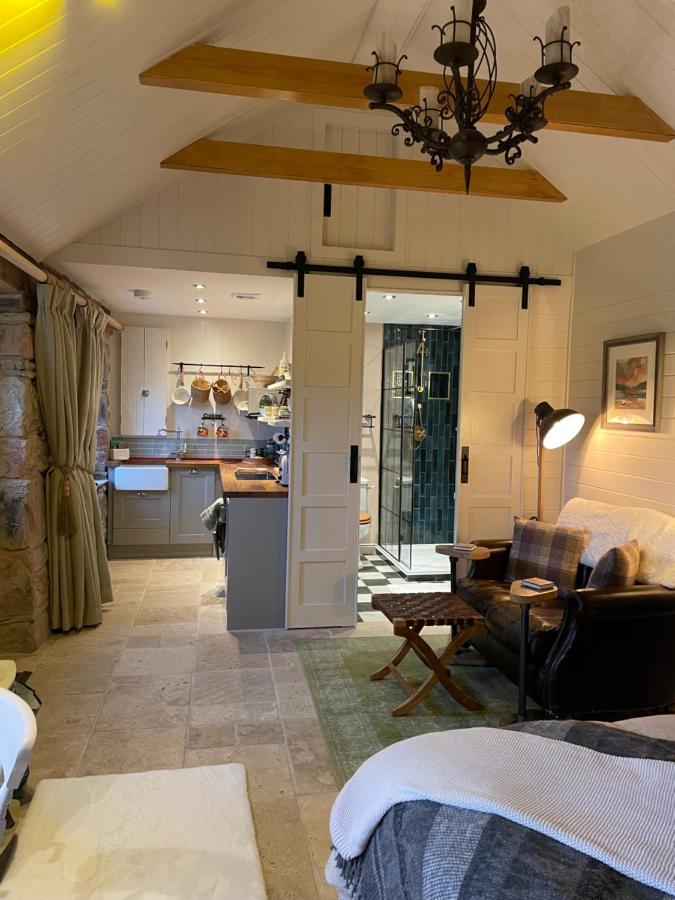 Charming Stone Bothy At Loch Lomond Villa ลุสส์ ภายนอก รูปภาพ